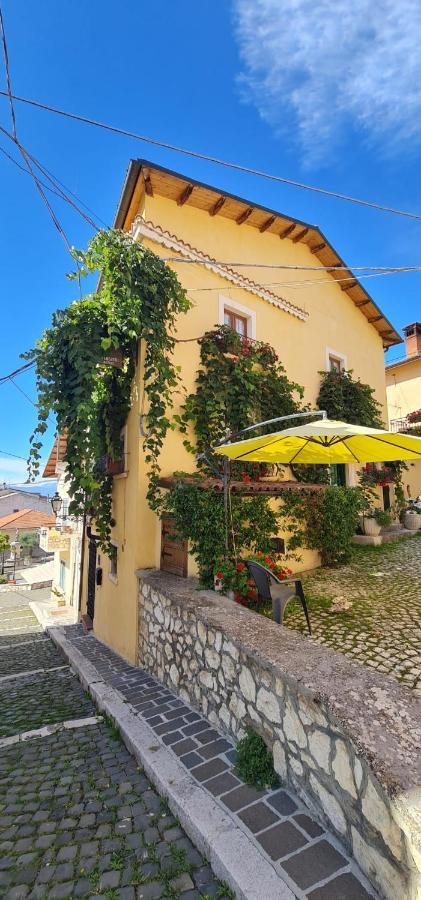 Scaccia Pensieri Villa Cerchio Exterior photo