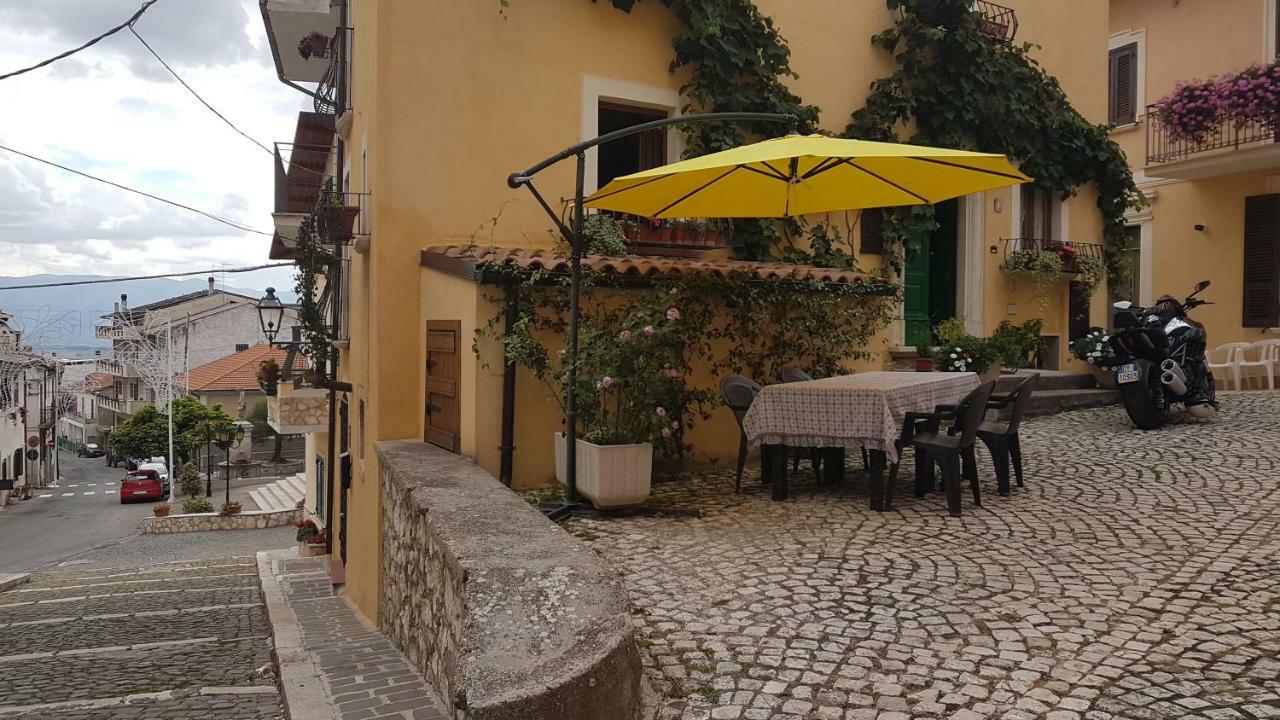 Scaccia Pensieri Villa Cerchio Exterior photo