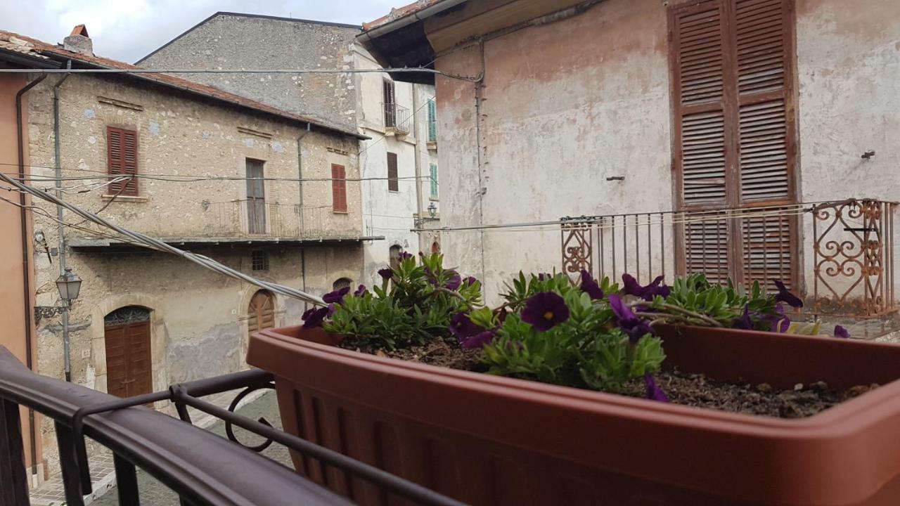 Scaccia Pensieri Villa Cerchio Exterior photo